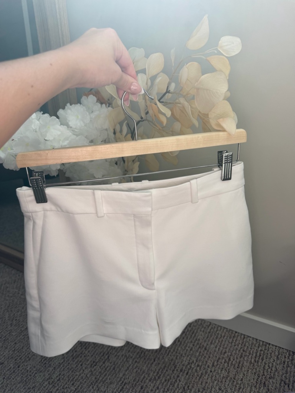 Babaton (Aritzia) Agency Mini Short